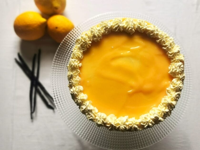 No-Bake Lemon Curd Cheesecake